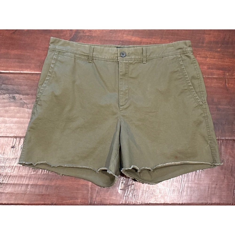 Banana Republic Chino Shorts Womens 10 Ivy Green Raw Hem 5 In Inseam 420581-01